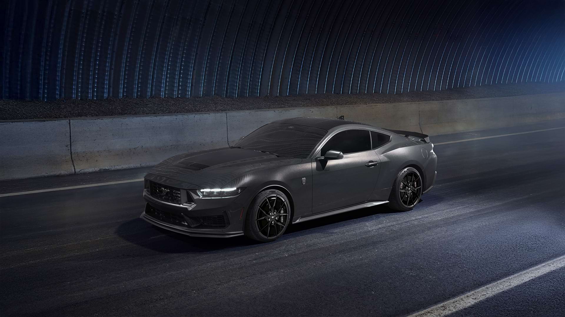 Mustang Dark Horse