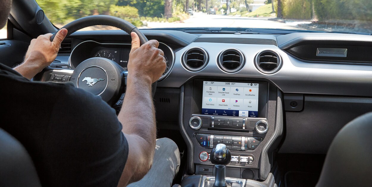 Interior consola Ford Mustang