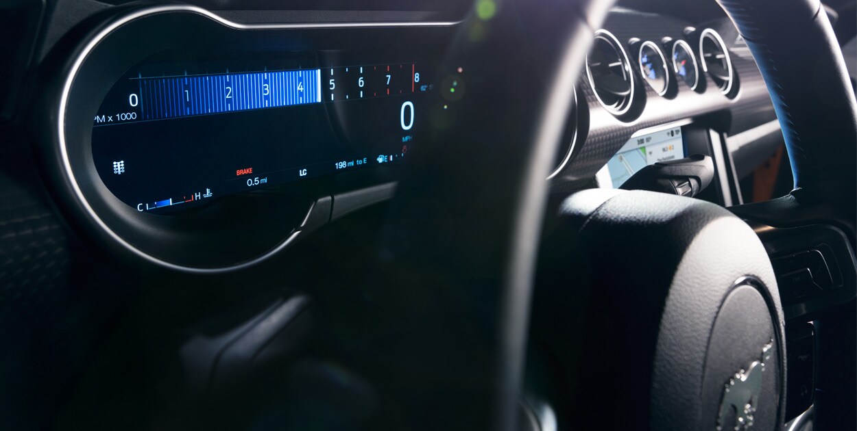 Tablero deportivo Ford Mustang