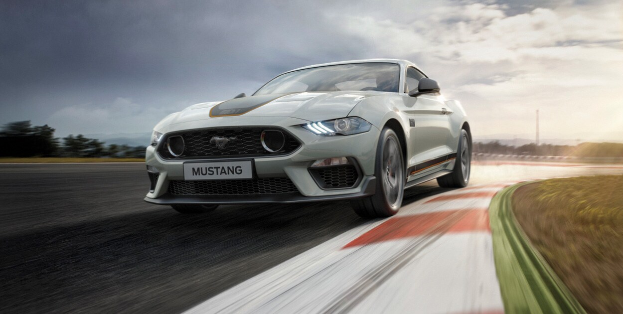 Dominá las pistas con tu Ford Mustang Mach 1