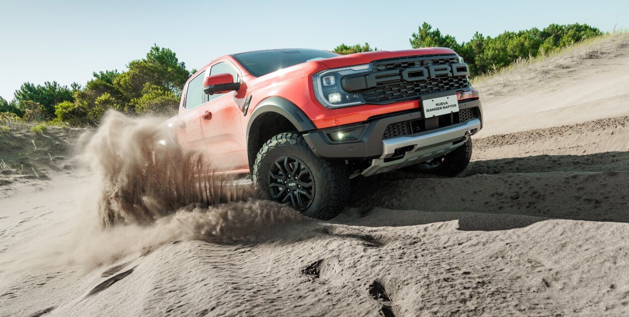 Ford Ranger Raptor color Azul Performance parte frontal - Compartí la imagen, Descargá la imagen.