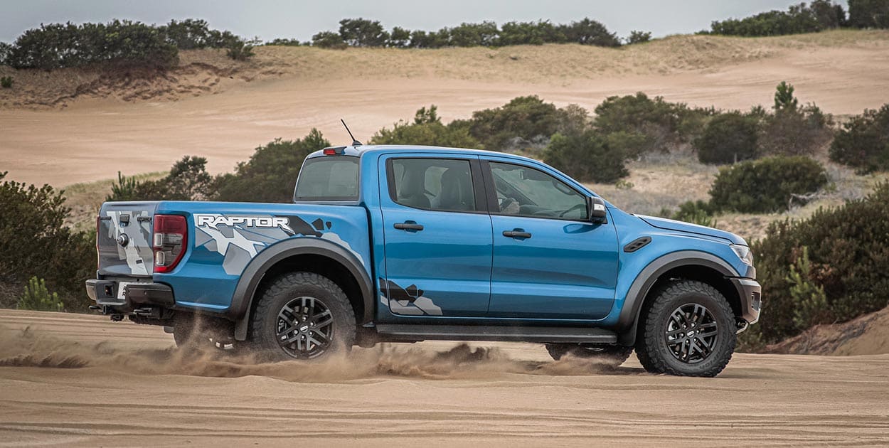 Ford Ranger Raptor para desempeñarse en los contextos más extremos - Compartí la imagen, Descargá la imagen.