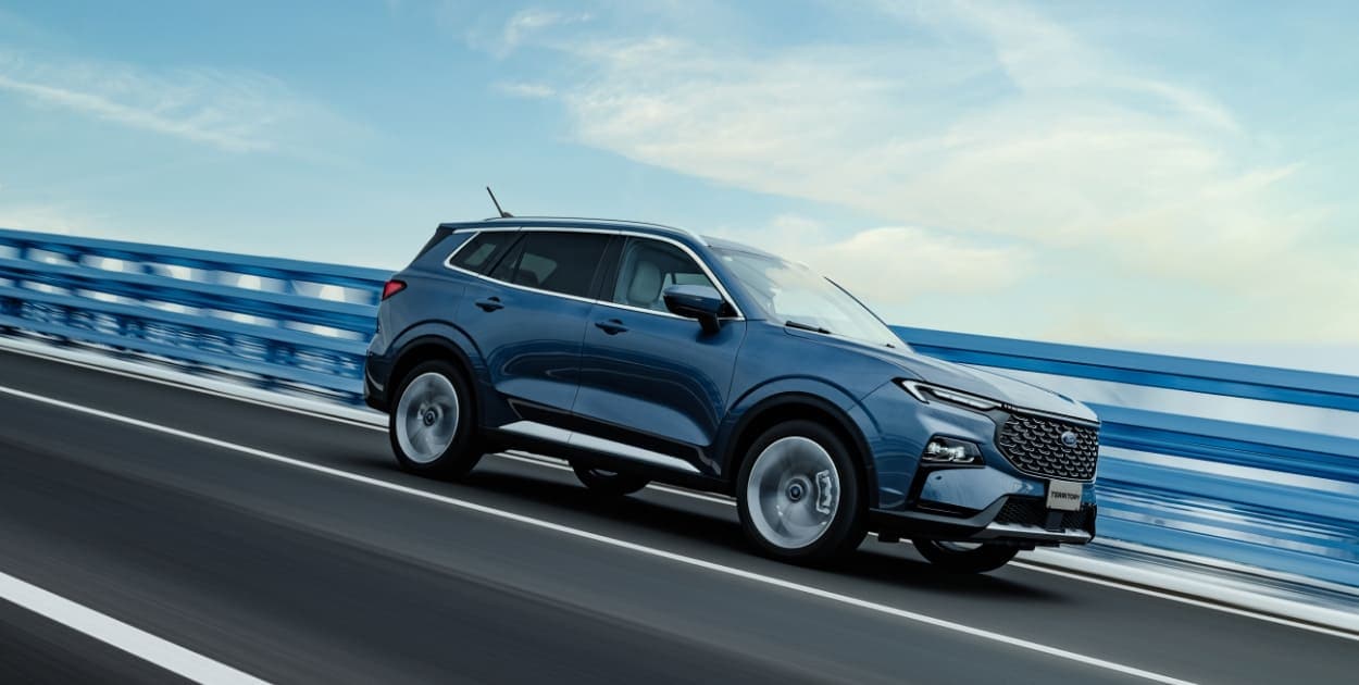 Territory SUV Ford en la ruta