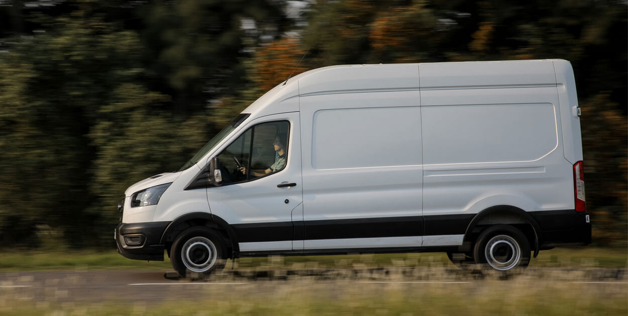 Ford Transit Van - Exterior, techo elevado - Compartí la imagen, Descargá la imagen.