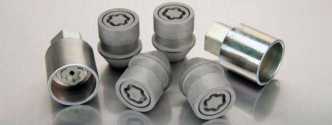 4 Tuercas de Seguridad con 2 Llaves