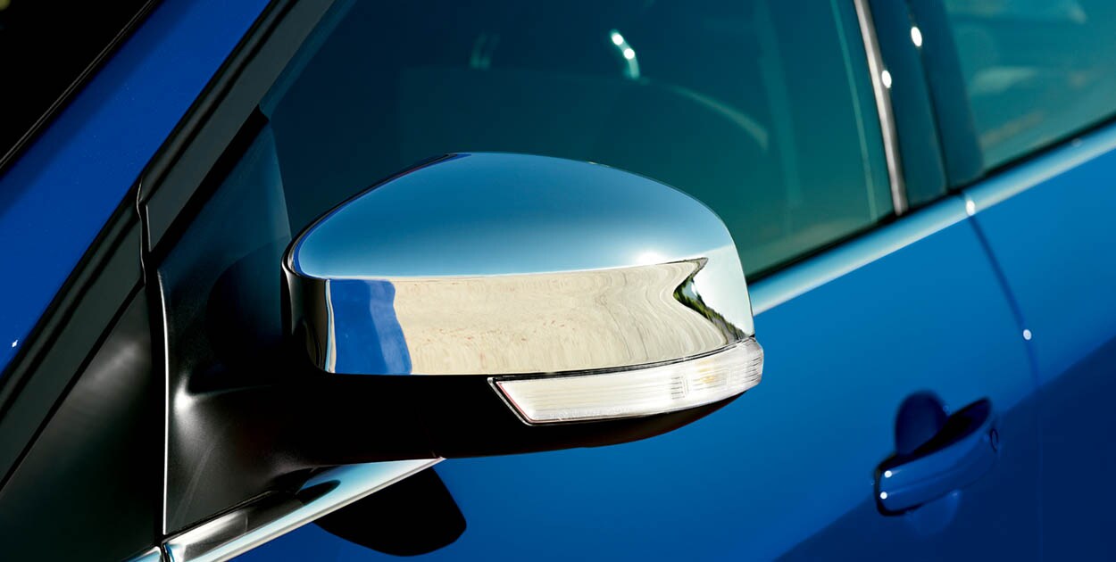 Carcasa de espejos cromados