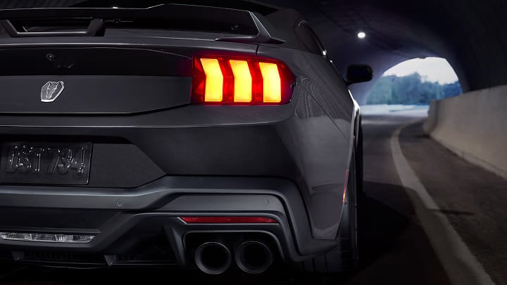 Mustang Dark Horse con diferencial trasero Torsen