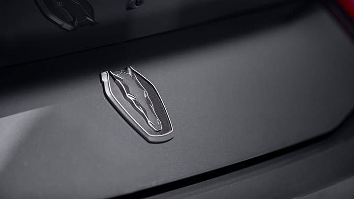 Diseño exclusivo del Mustang Dark Horse