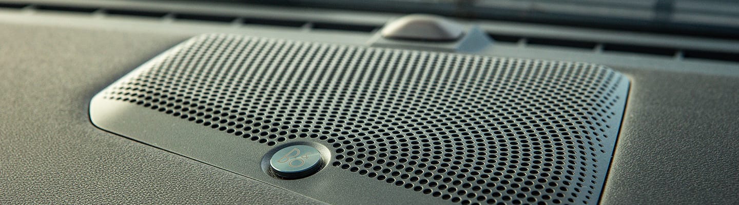 Mustang Dark Horse con sistema de sonido premium B&O
