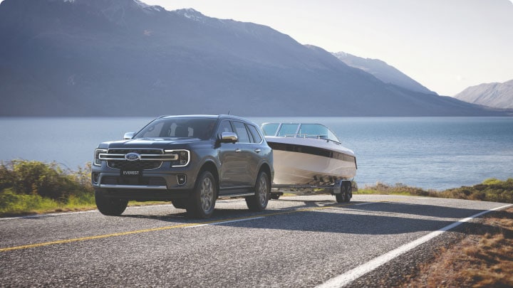 Ford Everest con Motor 2.3L GTDi Ecoboost en ruta
