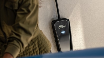 Cargador portatil del Mustang Mach-E