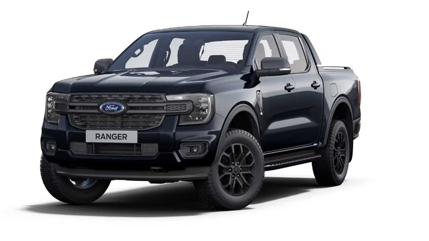 Black 2.0L Diesel Cabina Doble 4x4