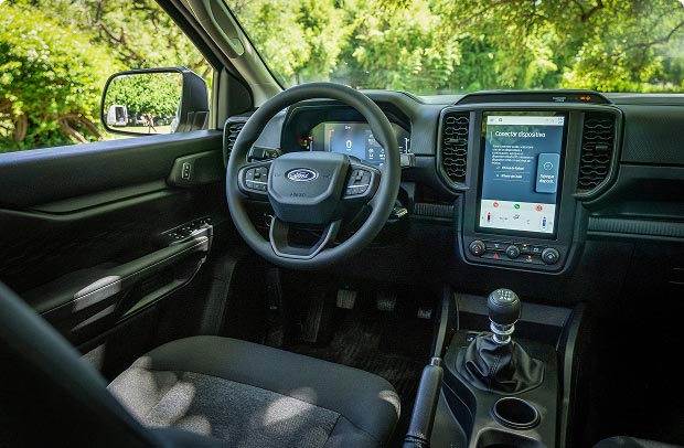 Pantalla multitactil interior Ranger XL 4X2