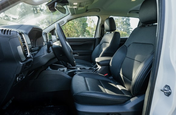 Diseño interior de la Ranger XLT 4x2