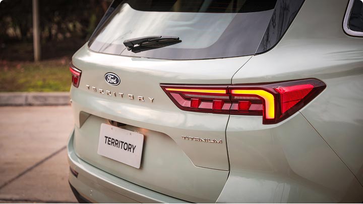 Ford Territory con sensores de estacionamiento