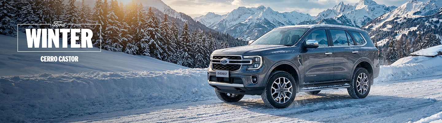 SUV Everest Titanium en Cerro Castor