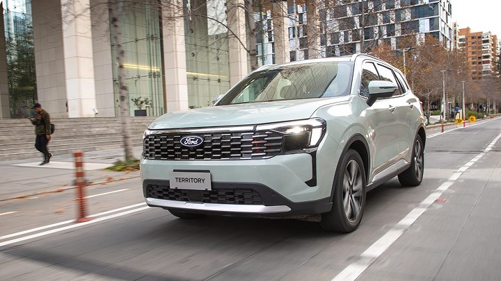Ford experience SUV