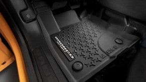 Juego Cubre Alfombras para WILDTRAK