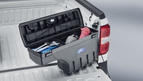 Porta Objetos Pivotante Lado Derecho