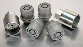 Kit Tuercas de Seguridad con 2 Llaves