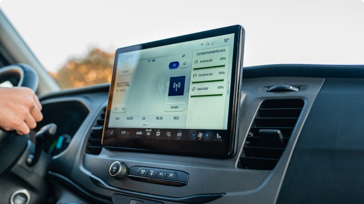 SYNC 4 con control por voz