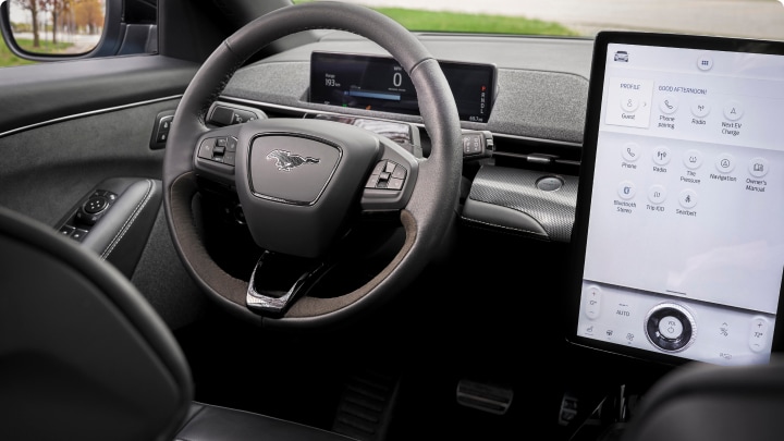 Manual digital en la pantalla de tu Ford
