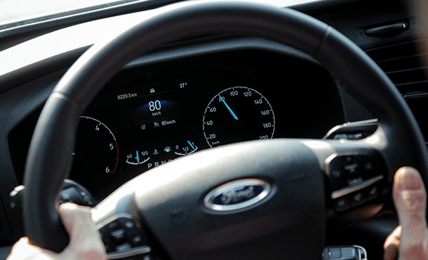 Explorar Ford Transit Chasis - Confort - Dirección asistida eléctrica (EPAS).