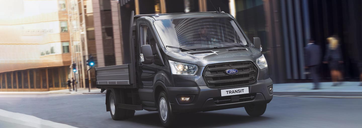 Explorar Ford Transit Chasis - Seguridad - Sistema Antibloqueo de Frenos (ABS).