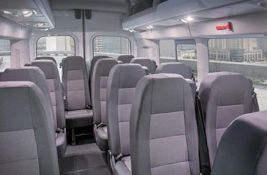 Asientos para 17 pasajeros Ford Transit Minibus
