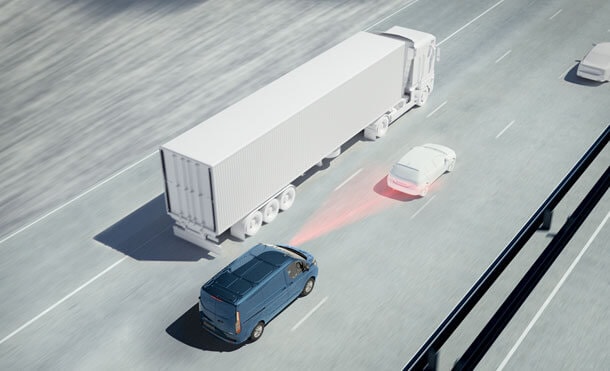 Obtené más visibilidad con los espejos de Transit Minibus