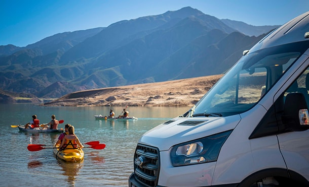 Ford Transit Minibus exterior - playa