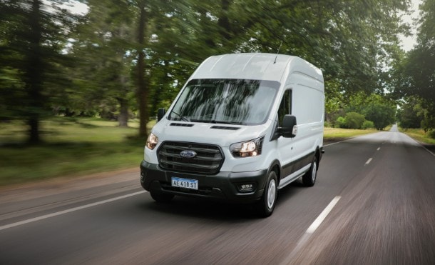 Sentite seguro con los frenos de discos de Ford Transit Van